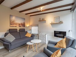 Radiant Bungalow With Patio at Duinland