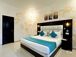 The Wraveler Tapovan Rooms and Dorms