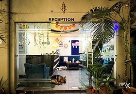 The Wraveler Tapovan Rooms and Dorms