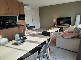 Beautiful Holiday Home in Vlaanderen With Shared Pool