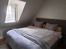 Beautiful Holiday Home in Vlaanderen With Shared Pool