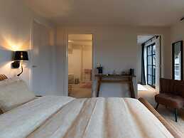 Beautiful Holiday Home in Vlaanderen With Shared Pool