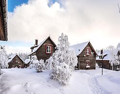 Cottages, Turf House