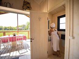 Scenic Bungalow in Ploemel With Shared Pool