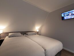 Holiday Home With Whirlpool and Sauna in a Quiet Area in Zeeland