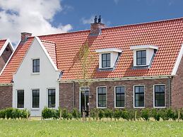 Holiday Home With Whirlpool and Sauna in a Quiet Area in Zeeland