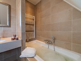 Holiday Home With Whirlpool and Sauna in a Quiet Area in Zeeland