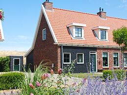 Holiday Home With Whirlpool and Sauna in a Quiet Area in Zeeland