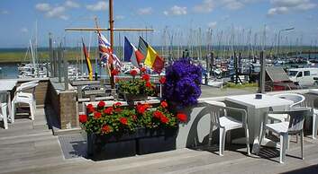 Holiday Home With Whirlpool and Sauna in a Quiet Area in Zeeland