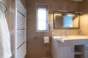 Holiday Home With Whirlpool and Sauna in a Quiet Area in Zeeland