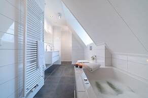 Holiday Home With Whirlpool and Sauna in a Quiet Area in Zeeland