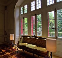 Charming Castle in Serrieres-en-chautagn With Pool