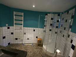 Charming Castle in Serrieres-en-chautagn With Pool