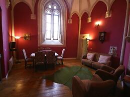 Charming Castle in Serrieres-en-chautagn With Pool