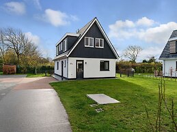 Serene Holiday Home in De Koog Texel With Sauna