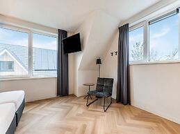 Serene Holiday Home in De Koog Texel With Sauna