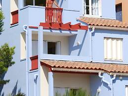 Colorful Apartment With Balcony or Terrace 500m From the sea