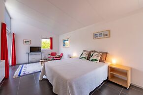 Detached Bungalow, Perfect for Water Sports and Nature Enthusiasts