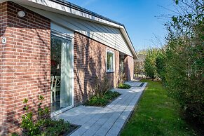 Detached Bungalow, Perfect for Water Sports and Nature Enthusiasts