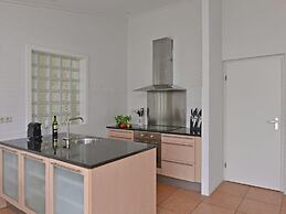 Detached Bungalow, Perfect for Water Sports and Nature Enthusiasts