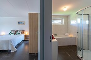 Detached Bungalow, Perfect for Water Sports and Nature Enthusiasts