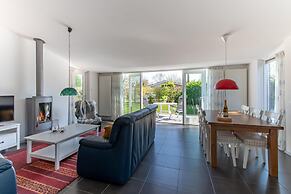 Detached Bungalow, Perfect for Water Sports and Nature Enthusiasts