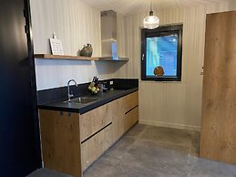 Luxurious Detached Water Villa With Jetty