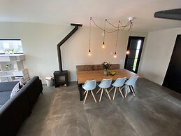 Luxurious Detached Water Villa With Jetty