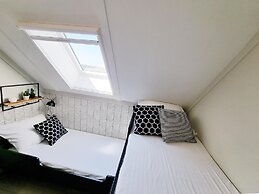 Luxurious Detached Water Villa With Jetty