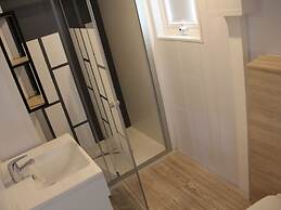 Modern 6-person Chalet in the Frisian Countryside, 3 Bedrooms and Wifi