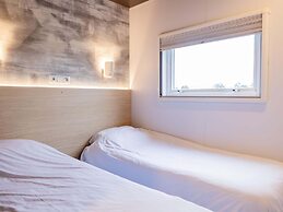 Modern 6-person Chalet in the Frisian Countryside, 3 Bedrooms and Wifi