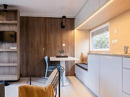 Modern 6-person Chalet in the Frisian Countryside, 3 Bedrooms and Wifi
