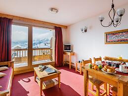 Spacious Apartment 500 m. From the Slopes of Les Sybelles