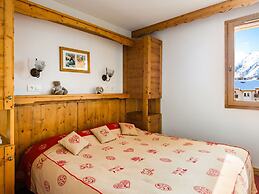 Spacious Apartment 500 m. From the Slopes of Les Sybelles