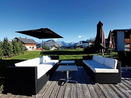 Spacious Apartment 500 m. From the Slopes of Les Sybelles