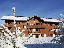 Attractive Apartment With a Balcony in Le Grand Massif