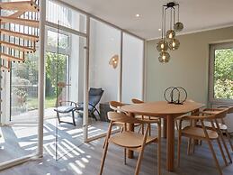 Cottage With a Fireplace Just 10 Minutes From the Beach