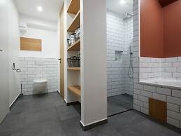 Cottage With a Fireplace Just 10 Minutes From the Beach