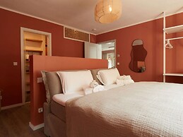 Cottage With a Fireplace Just 10 Minutes From the Beach