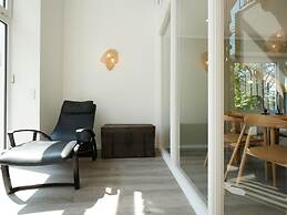 Cottage With a Fireplace Just 10 Minutes From the Beach