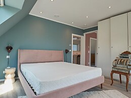 Cottage With a Fireplace Just 10 Minutes From the Beach