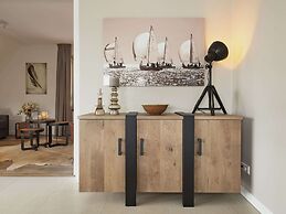 Luxury Villa With a Sauna, at the Tjeukemeer