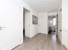 Luxury Villa With a Sauna, at the Tjeukemeer