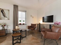 Luxury Villa With a Sauna, at the Tjeukemeer