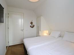 Luxury Villa With a Sauna, at the Tjeukemeer