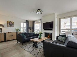 Luxury Villa With a Sauna, at the Tjeukemeer