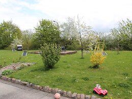 Charmante Ferienwohnung mit Garten in Wiek