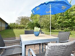 Charmante Ferienwohnung mit Garten in Wiek