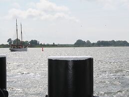 Charmante Ferienwohnung mit Garten in Wiek