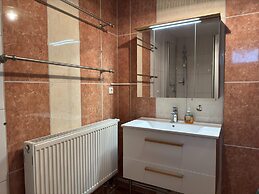 Charmante Ferienwohnung mit Garten in Wiek